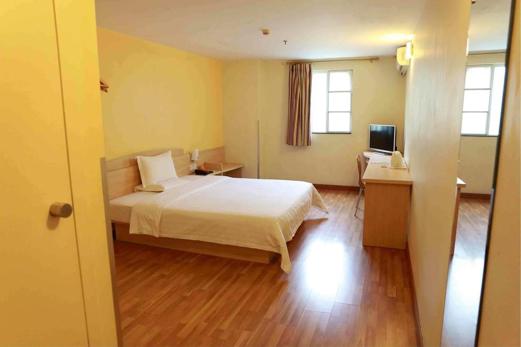 7Days Inn Haikou Hong Kong City חדר תמונה