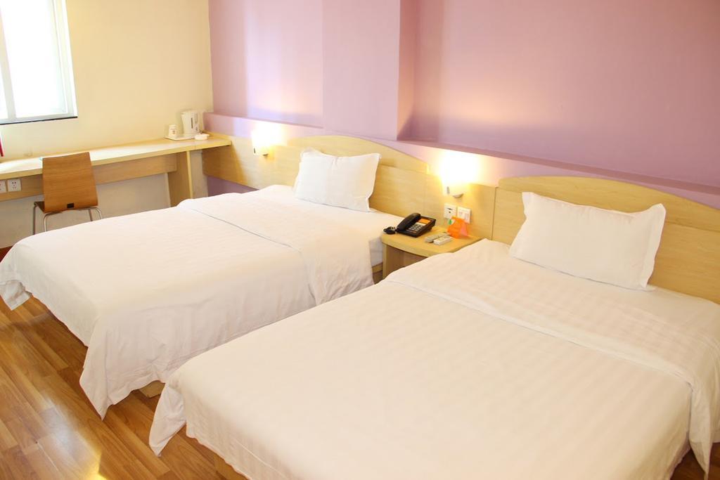 7Days Inn Haikou Hong Kong City מראה חיצוני תמונה