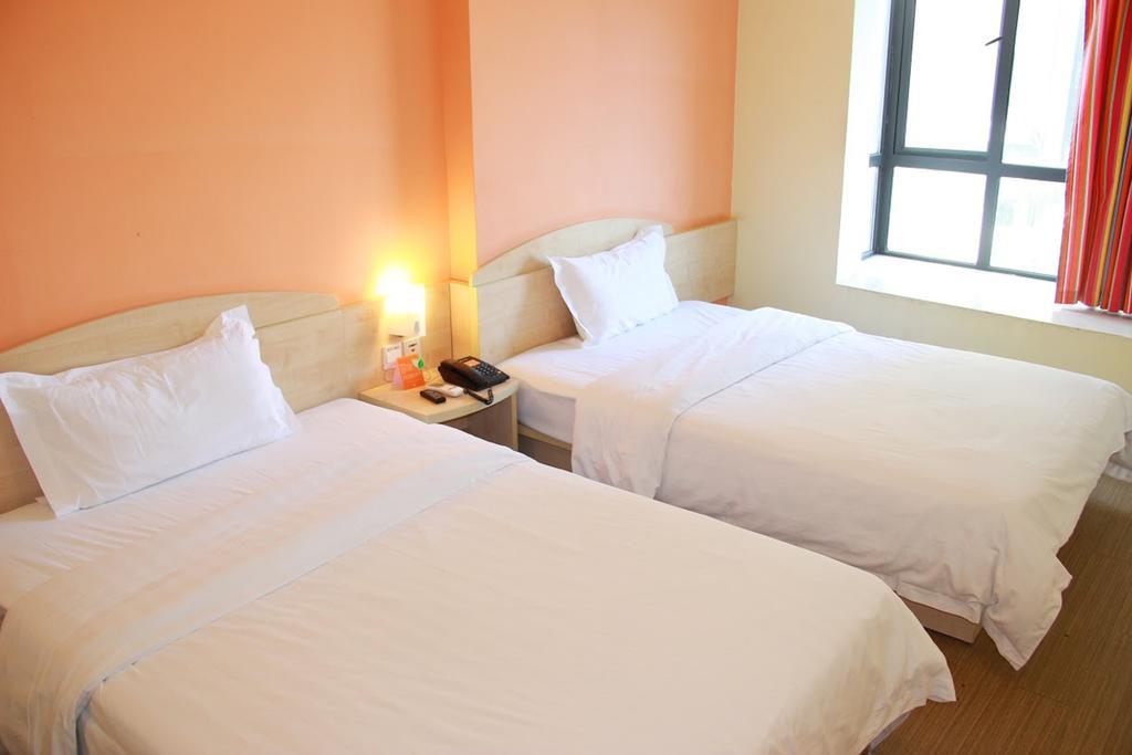 7Days Inn Haikou Hong Kong City מראה חיצוני תמונה